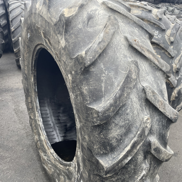 
            460/85R34 Firestone PERFORMER 85 OCC
    

            
        
    
    Koło napędowe

