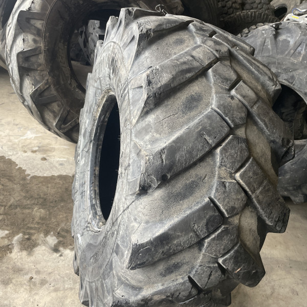 
            445/70R19.5 ADVANCE GLR 30 OCC
    

            
        
    
    Inflatable

