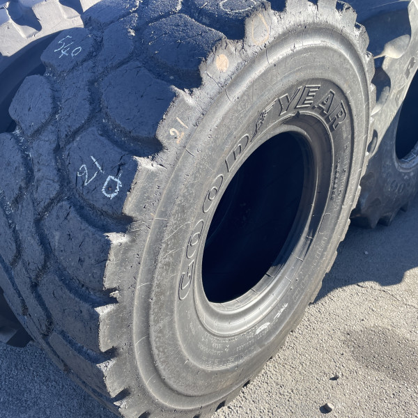
            20.5/R25 Goodyear GP-4D OCC
    

                        xx
        
        
    
    Gonflable

