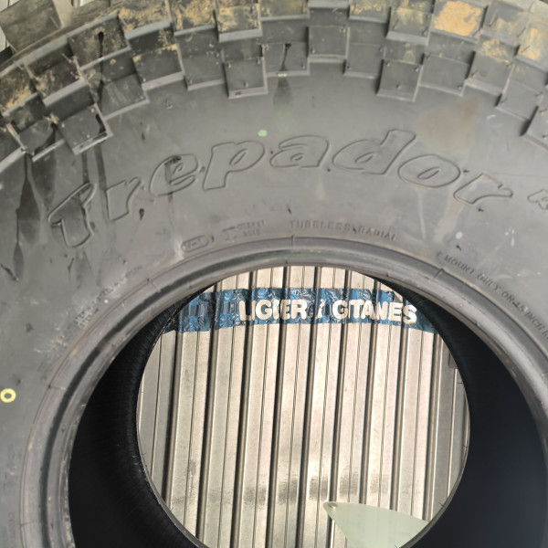 
            35/12.5R15 Maxxis Trepador
    

                        91
        
                    H
        
    
    4x4 SUV

