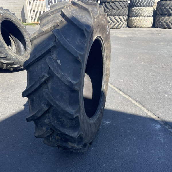 
            420/85R34 Mitas AC 85 OCC AR
    

            
        
    
    Koło napędowe

