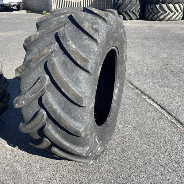 
            540/65R28 Firestone MAXI TRACTION 65 OCC
    

            
        
    
    Aangedreven wiel

