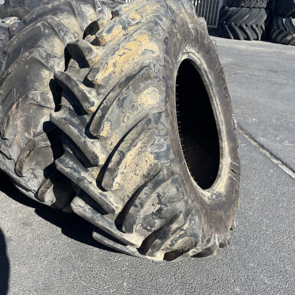 
            540/65R28 MAXIMO RADIAL 65 OCC AR
    

            
        
    
    Aangedreven wiel

