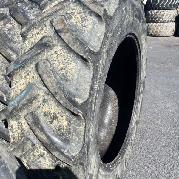 
            420/85R38 Mitas AC85 OCC
    

            
        
    
    Aangedreven wiel

