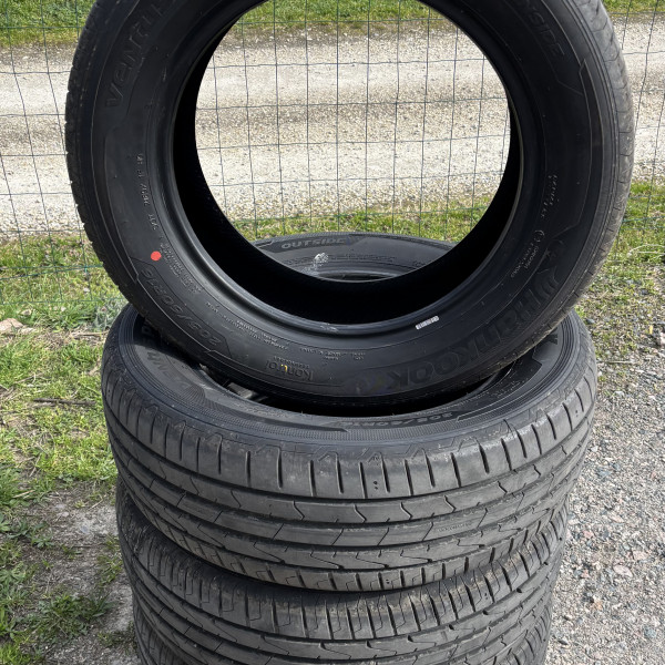 
            205/60R16 Hankook VENTUS PRIME 3
    

                        92
        
                    H
        
    
    Personenauto

