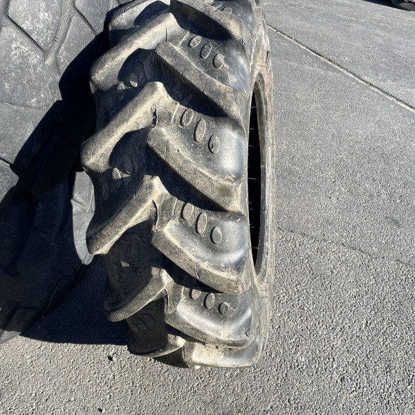 
            340/85R24 Bkt AGRIMAX OCC AR
    

            
        
    
    Roată motoare

