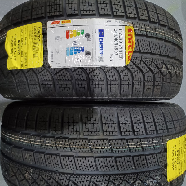 
            245/40R18 Pirelli 
    

                        97
        
                    V
        
    
    乘用车

