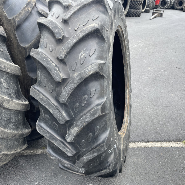 
            420/85R34 Kleber TRAKER OCC
    

            
        
    
    Ведущее колесо

