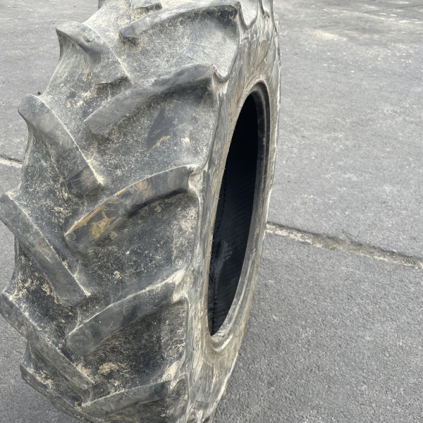 
            340/85R28 Mitas AC85 OCC REP OK
    

            
        
    
    Ведущее колесо

