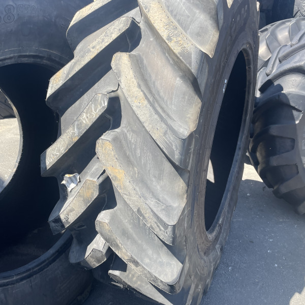 
            620/70R42 Bridgestone VX TRACTOR OCC AR
    

            
        
    
    Roue motrice

