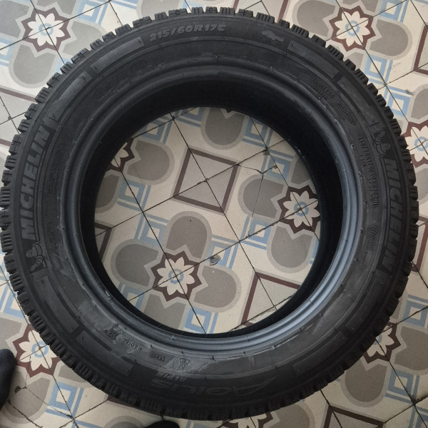 
            215/60R17 Michelin Alpin
    

                        102
        
                    H
        
    
    Bestelwagen - Bedrijfsvoertuig

