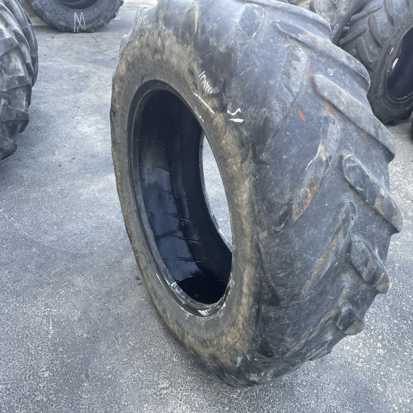 
            380/70R28 Michelin OMNIBIB OCC
    

            
        
    
    駆動輪

