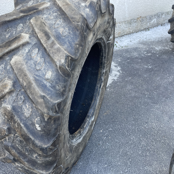 
            380/70R24 Bkt RT 765 OCC
    

            
        
    
    मोटर चालित पहिया

