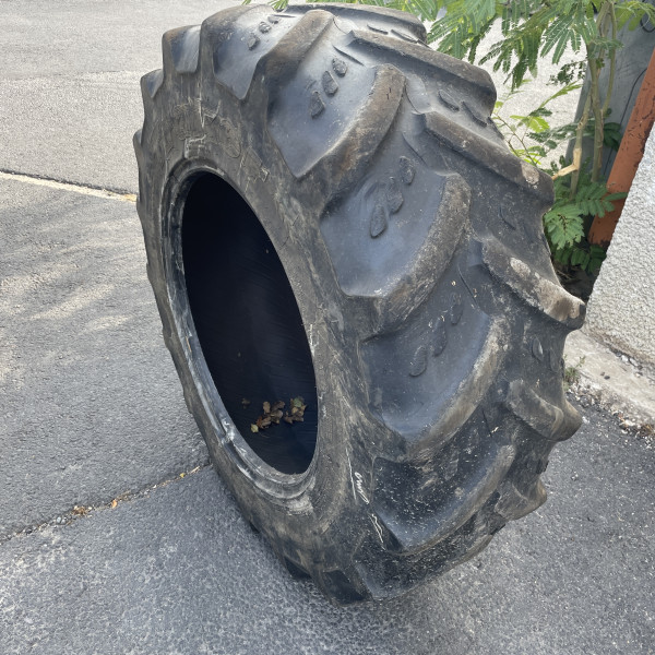 
            340/85R24 Kleber TRAKER OCC
    

            
        
    
    Aangedreven wiel

