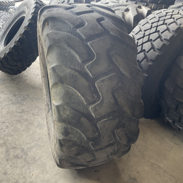
            560/60R22.5 Alliance A-380 OCC
    

            
        
    
    Reboque agrícola

