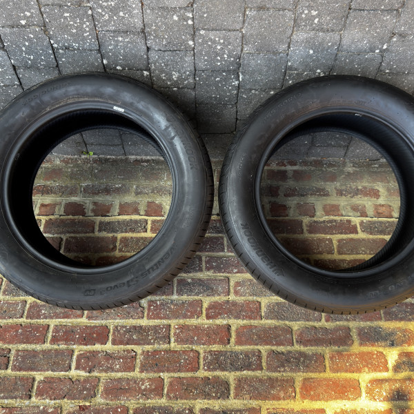 
            255/50R19 Hankook Ventus S1 EVO 3
    

                        103
        
                    T
        
    
    Carro de turismo


