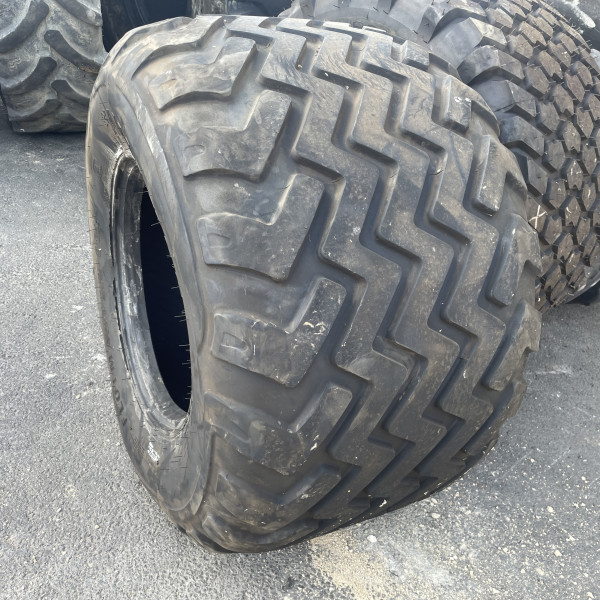 
            710/40R22.5 Alliance FLOTMASTER 381 OCC
    

            
        
    
    Agricultural trailer

