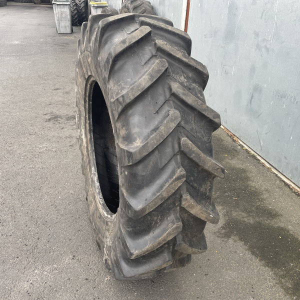 
            14.9/R28 Michelin AGRIBIB OCC AR
    

            
        
    
    Aangedreven wiel

