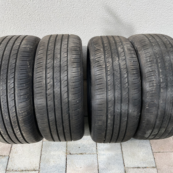 
            245/45R19 Goodyear EfficientGrip performance 2
    

                        102
        
                    V
        
    
    Pkw

