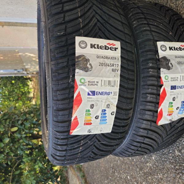 
            205/45R17 Kleber Quadraxer 3
    

                        88
        
                    V
        
    
    Pkw

