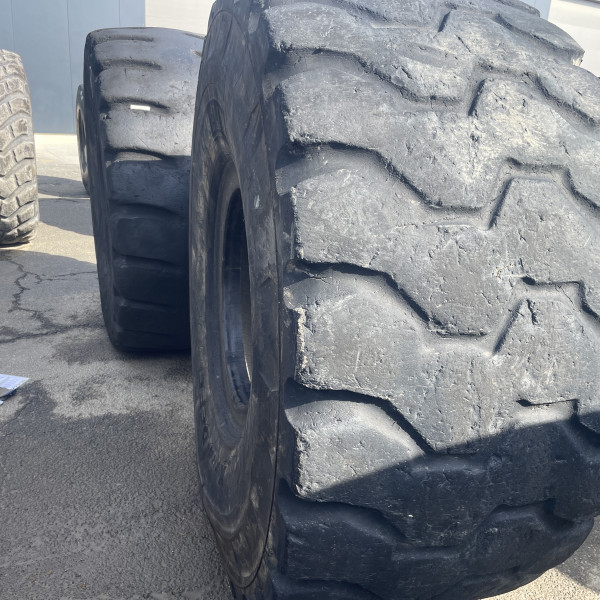 
            29.5/R25 Michelin X TRA DÉFEND OCC AR
    

                        xx
        
        
    
    Luchtband

