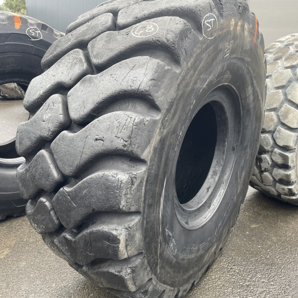 
            26.5/R25 Goodyear RT-5D 6S OCC AR
    

                        xx
        
        
    
    Luchtband

