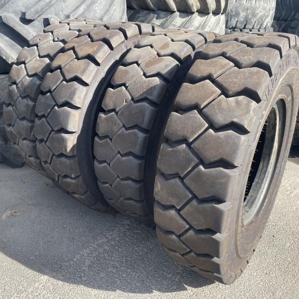 
            1400/-24 Trelleborg T-900 OCC
    

            
                    24PR
        
    
    Insuflável

