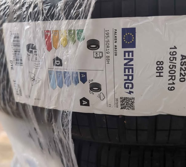 
            195/50R19 Falken AS220 EuroALL Season
    

                        88
        
                    H
        
    
    Personenauto

