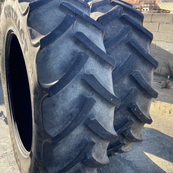 
            420/85R38 Continental AC 85 OCC AR
    

            
        
    
    Koło napędowe


