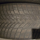 
            255/40R19 Nokian WR SNOWPROOF
    

                        100
        
                    V
        
    
    Passenger car

