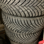 
            205/45R17 Hankook 
    

                        88
        
                    V
        
    
    Passenger car

