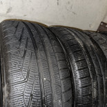 
            225/40R18 Pirelli Runflat
    

                        92
        
                    V
        
    
    Passenger car

