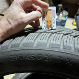 235/45R21 Continental WinterContact
101
T
Autovettura