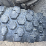 
            440/80R28 Michelin BIBLOAD OCC
    

                        163
        
                    A8
        
    
    驱动轮

