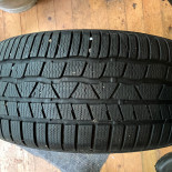 235/45R17 Continental WinterContact
94
H
यात्री कार