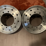     Car rim - Alcoa
