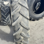 
            13.6/R36 Uniroyal AGRO UR T OCC
    

                        127
        
                    A8
        
    
    ड्राइविंग व्हील

