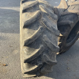 380/70R24 Firestone PERFORMER 70 OCC
    
                        125
        
                    D
        
    
    Antriebsrad