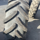 18.4/R26 Michelin XM27 OCC
    
            
        
    
    Roda motriz