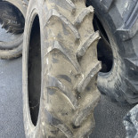 
            270/95R36 Michelin XM25 OCC AR
    

                        136
        
                    A2
        
    
    Aangedreven wiel

