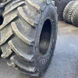 
            600/65R28 Mitas AC65 OCC
    

                        156
        
                    A8
        
    
    Rueda motriz

