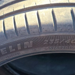 
            235/40R19 Michelin 
    

                        96
        
                    Y
        
    
    Competition

