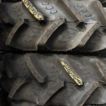 
            280/85R20 Bkt RT855
    

                        112
        
                    A8
        
    
    Rueda motriz

