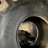 
            620/75R26 Goodyear 
    

                        166
        
                    A8
        
    
    Rueda motriz

