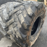 
            445/70R19.5 Michelin XF 1 OCC /1 OCC AR
    

                        175
        
                    A8
        
    
    Luchtband

