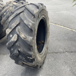 
            380/70R24 Bridgestone VX TRACTOR OCC
    

                        130
        
                    D
        
    
    Aangedreven wiel

