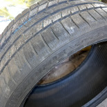 
            245/35R18 Toyo Snowprox S954
    

                        92
        
                    V
        
    
    Personenauto

