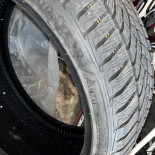 
            225/40R18 Goodyear 
    

                        92
        
                    Y
        
    
    Personenauto

