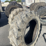 
            13.6/R28 Michelin AGRIBIB OCC
    

                        123
        
                    A8
        
    
    Roda motriz

