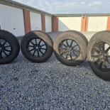 
            235/65R17 Goodyear ULTRAGRIP
    

                        91
        
                    V
        
    
    Personenauto

